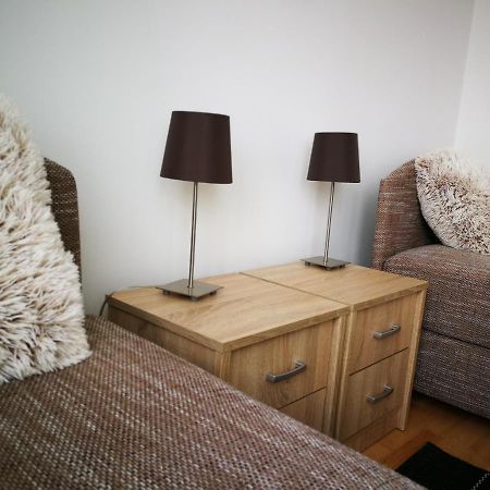 Voeroesmarty Apartman Miskolc - Belvaros - Downtown מראה חיצוני תמונה