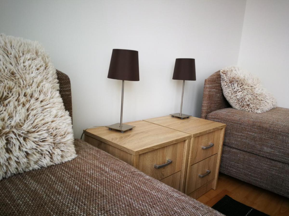 Voeroesmarty Apartman Miskolc - Belvaros - Downtown מראה חיצוני תמונה